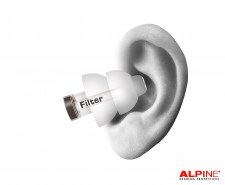 alpine-partyplug-pro-natural-earplug-in-front-of-ear